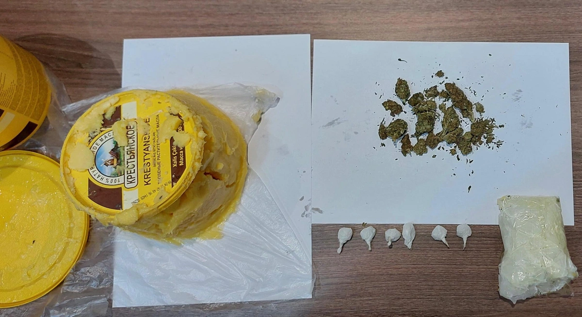 Cəzaçəkmə müəssisəsinə narkotik keçirilməsinin qarşısı alınıb