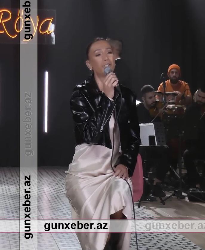 Xalq artisti Röya Ayxan “Gizli sevgi” mahnısını akustik versiyada təqdim edib.