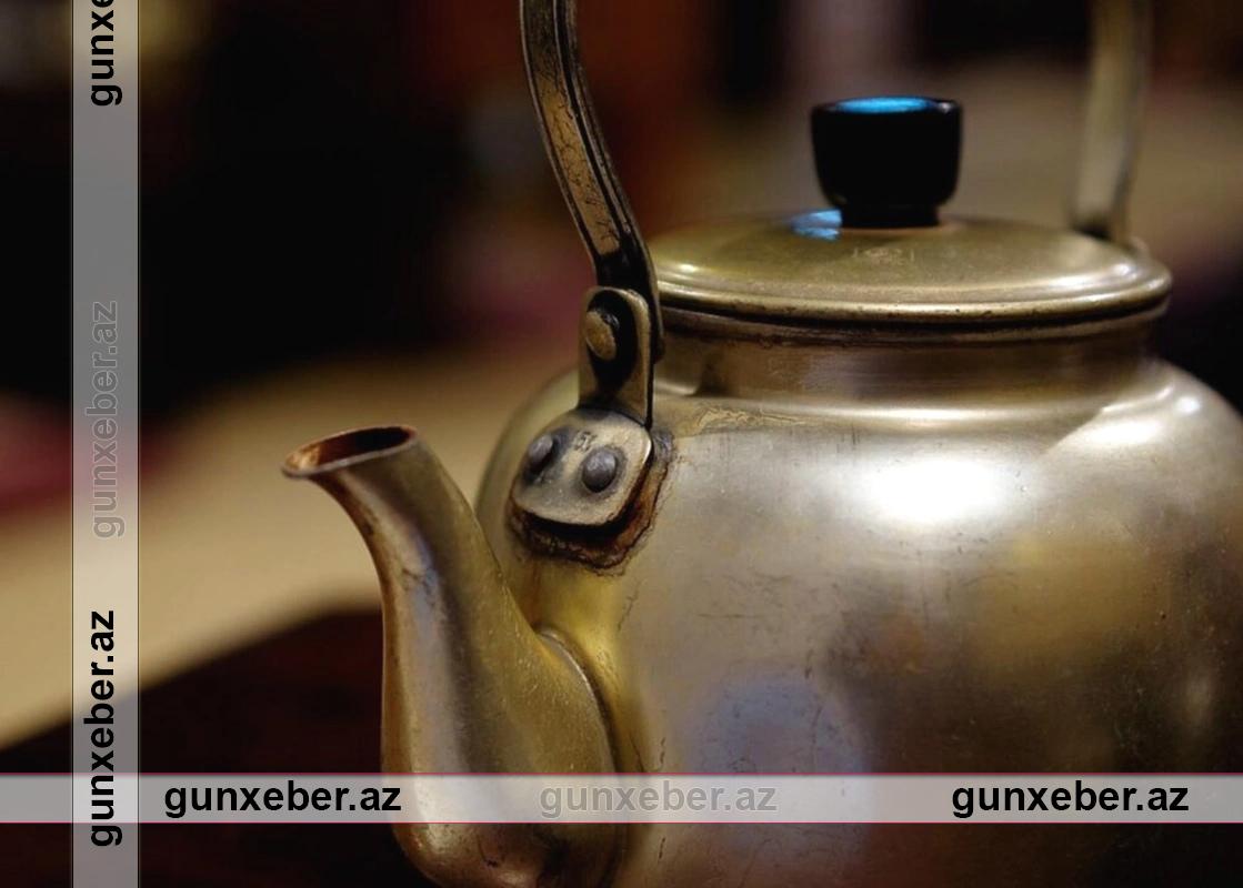 Göygöldə ailə münaqişəsi: Sərxoş ata oğlunun başına çaynik çırpdı