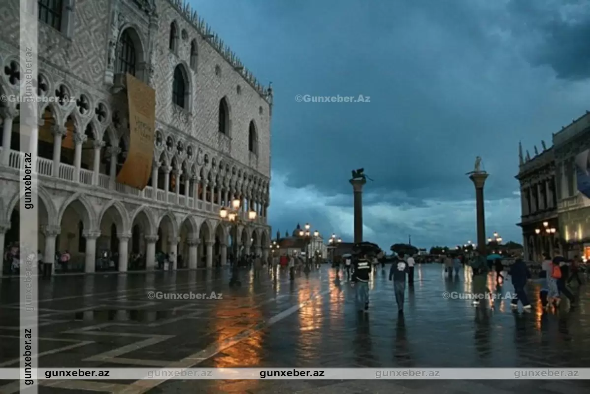 Venesiya kinofestivalına kiberhücum: Şəxsi məlumatlar internetə sızdı