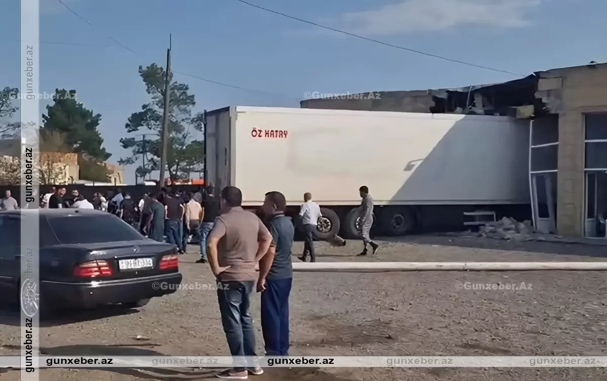 Goranboyda Türkiyə vətəndaşınını idarə etdiyi yük avtomobili obyektə çırpıldı – TƏFƏRRÜAT