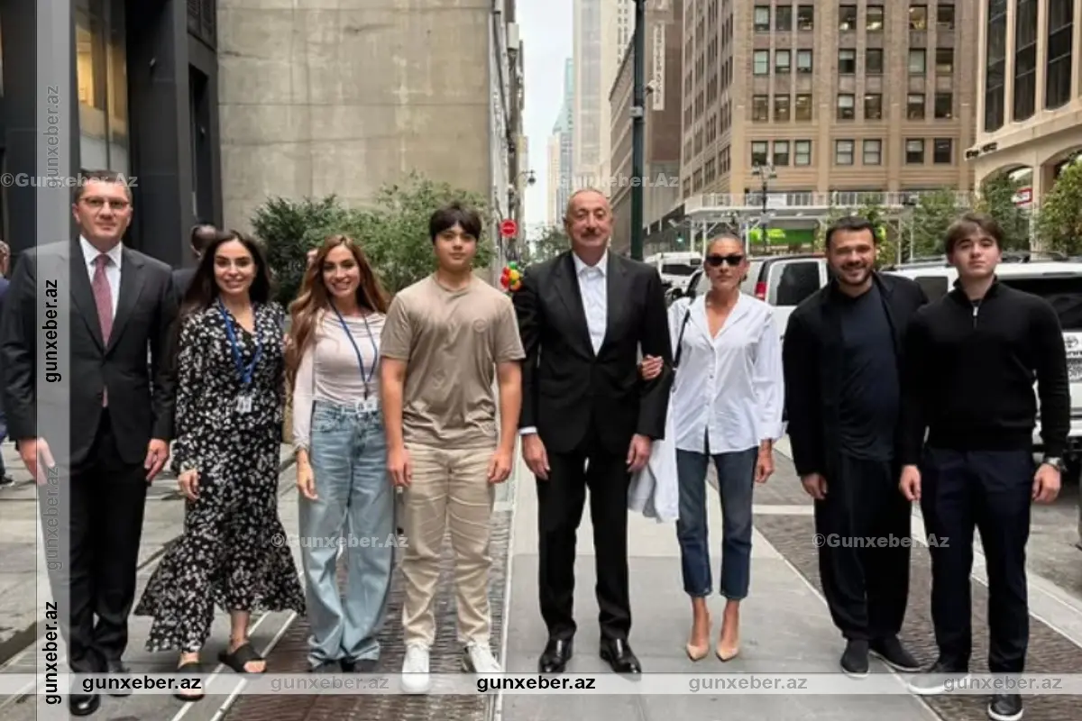 Prezident və ailə üzvləri Nyu-Yorkda