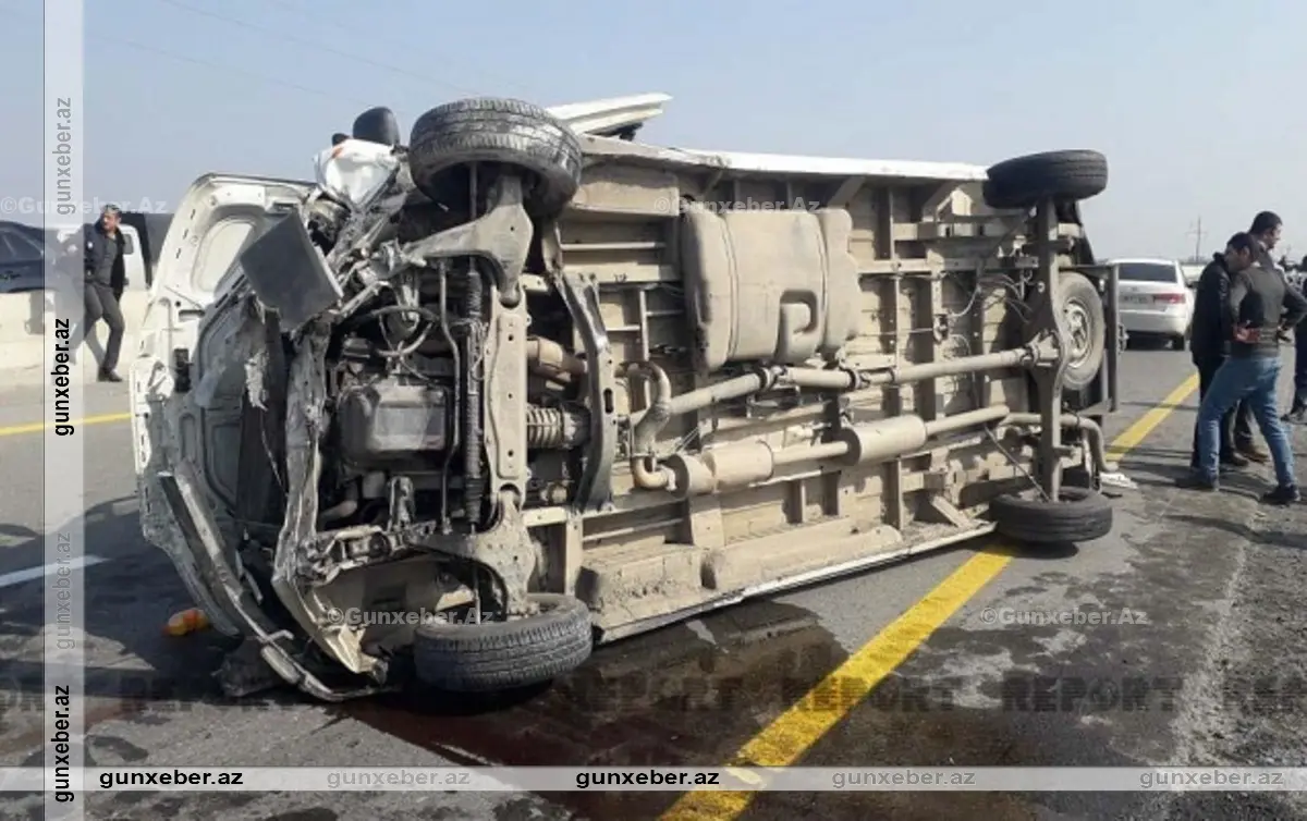 Bakı-Şamaxı yolunda yük maşını aşdı – VİDEO