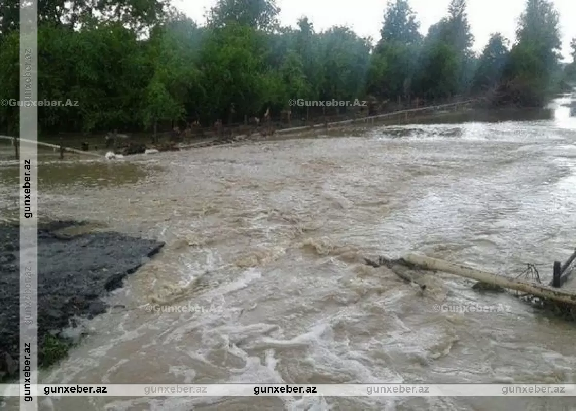 Daşkəsəndə təbii fəlakət: Leysan selə səbəb oldu