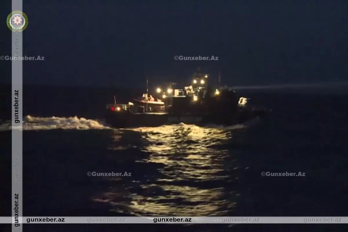 Xəzərdə əməliyyatın ANBAAN GÖRÜNTÜLƏRİ: Atəş açıldı, yaralı var