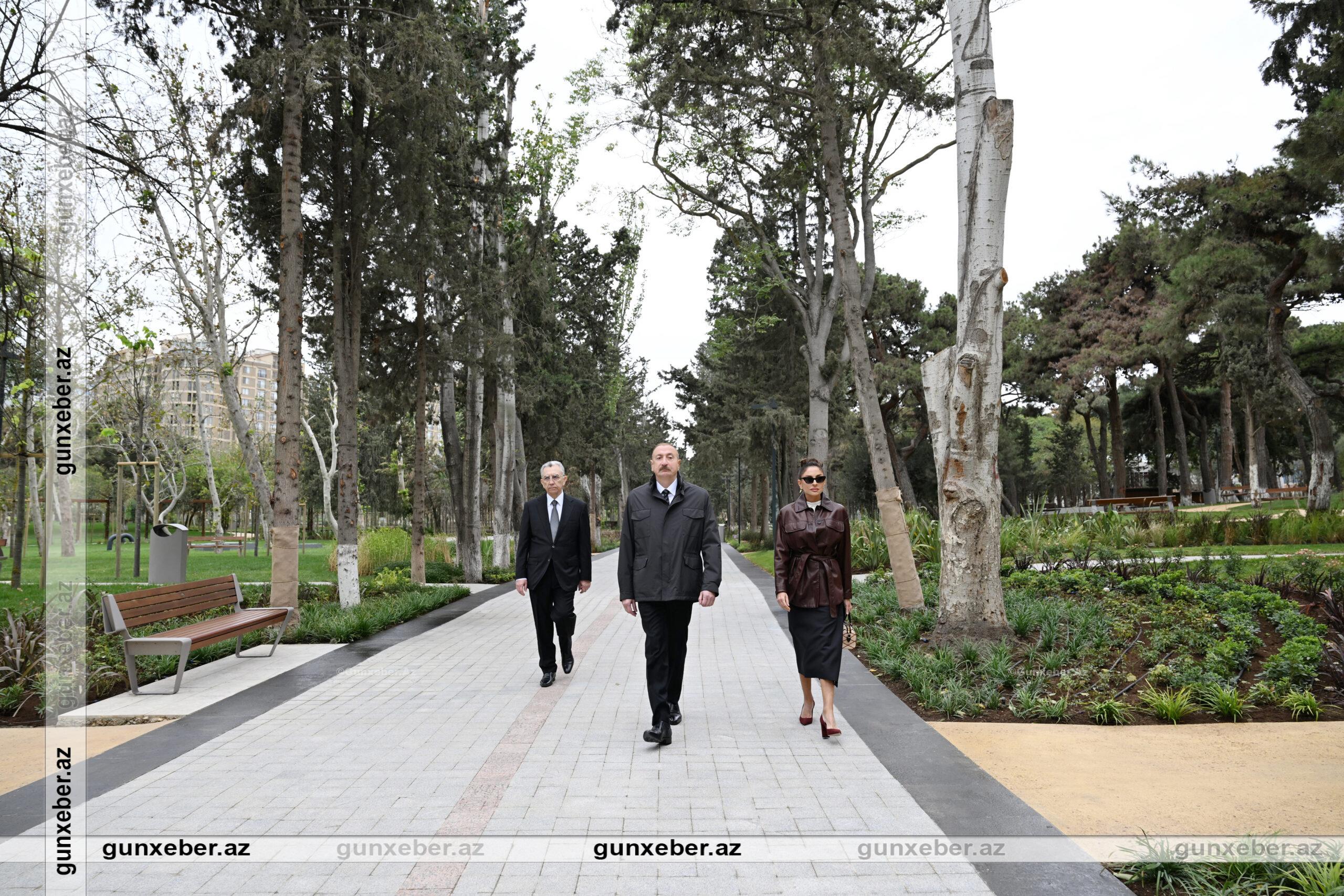 İlham Əliyev və Mehriban Əliyeva Bakının Nərimanov rayonunda salınan yeni parkın açılışında iştirak ediblər