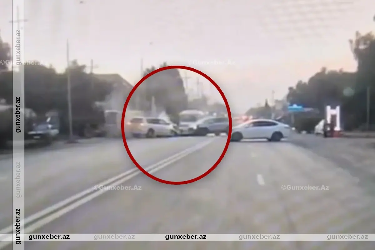 Bakıda qəfil manevr ağır qəzaya səbəb oldu – ANBAAN GÖRÜNTÜ