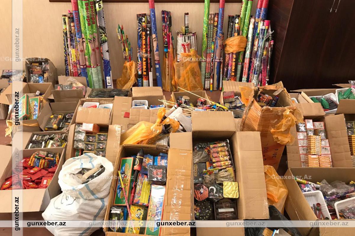 Pirotexniki vasitələr satan 20 nəfər saxlanılıb