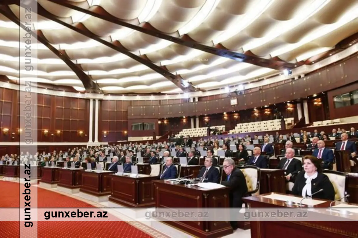 Parlamentdə siyasi partiyaların mövcud durumu ilə bağlı ictimai müzakirə keçiriləcək