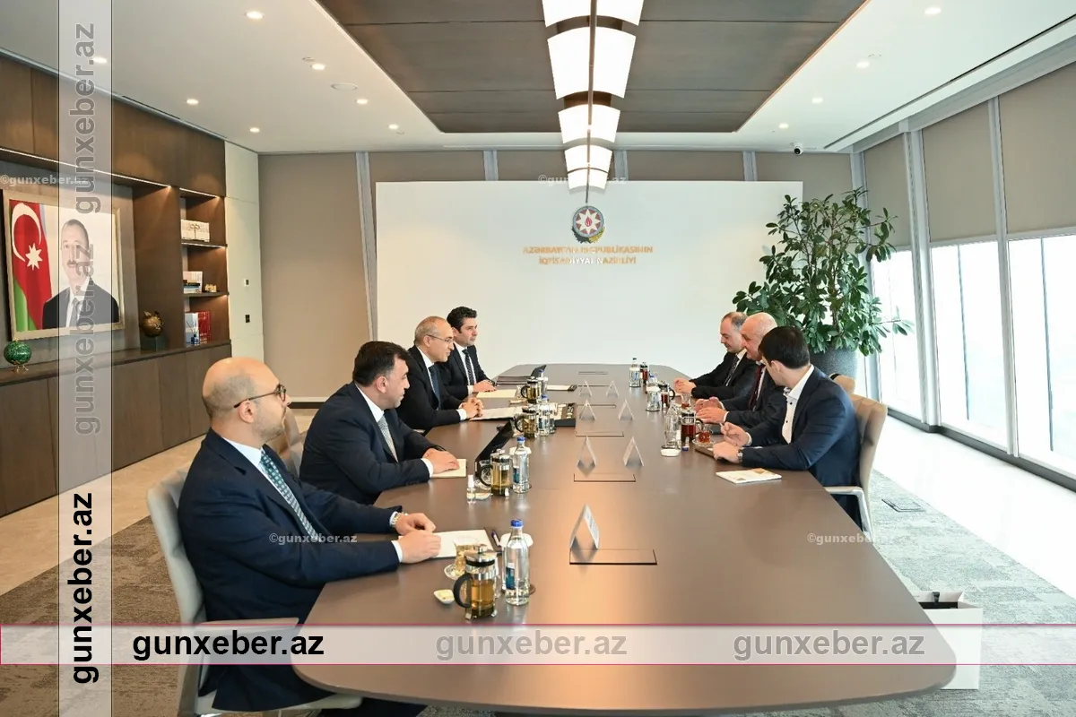 Mikayıl Cabbarov Sezar Çöçelli ilə görüşüb