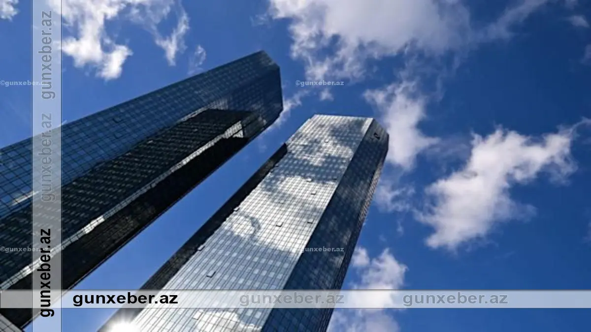 Almaniyanın ən böyük bankı süni intellektə görə 100 filialını bağlayır