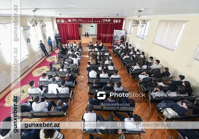 Üç dil, bir təfəkkür: Müasir Azərbaycan gənci hansı dilləri bilməlidir?