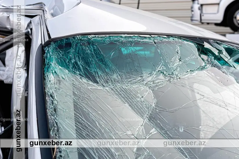 Bakı-Sumqayıt yolunda beş avtomobil toqquşub, xəsarət alanlar var