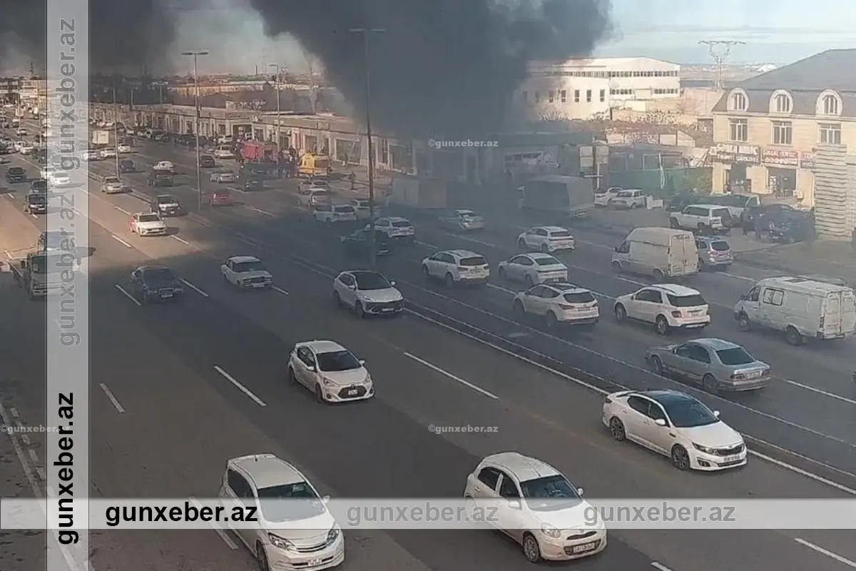 Bakıda obyekt yanır: Böyük tıxac yarandı