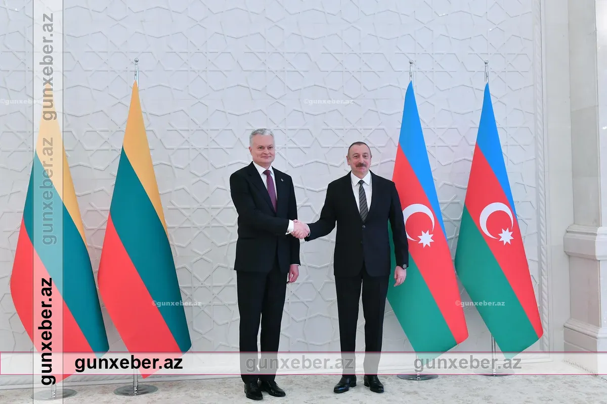 İlham Əliyev litvalı həmkarını təbrik etdi