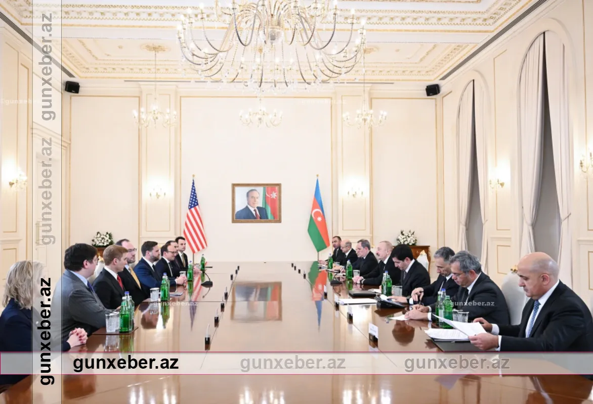 İlham Əliyevin ABŞ-nin vitse-prezidenti ilə məhdud tərkibdə görüşü başlayıb