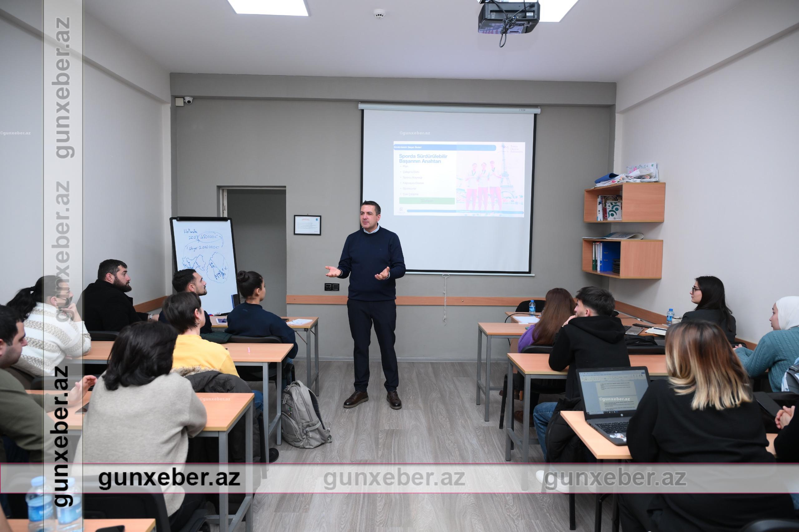 Bakıda dünyaşöhrətli mütəxəssis Göktuğ Erginin iştirakı ilə beynəlxalq məşqçilik təlimi keçirilib