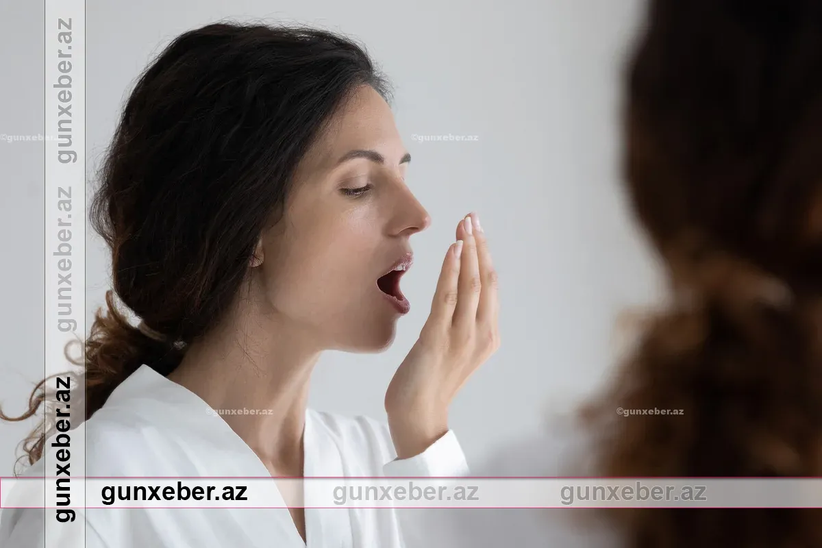 Ağızdan gələn xoşagəlməz qoxunun gizli səbəbləri