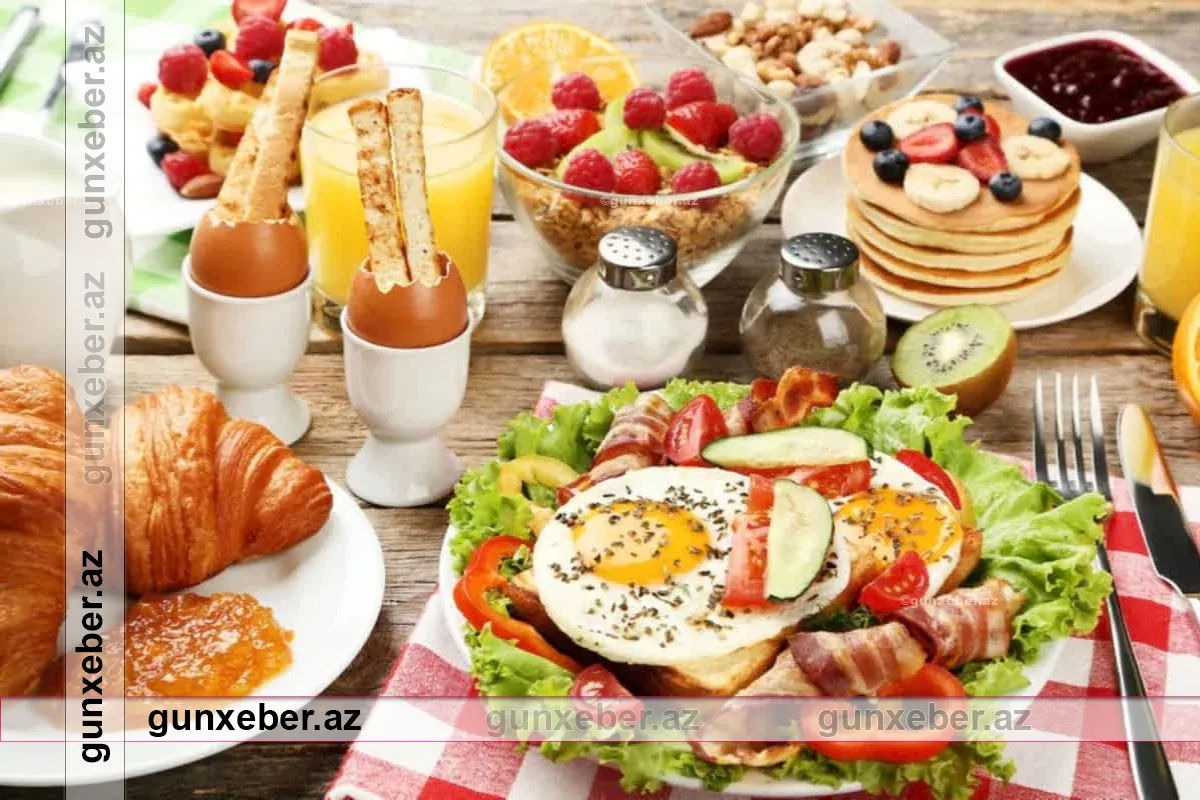 Səhər yeməyi zamanı tez-tez hansı səhvə yol veririk? – Diyetoloqdan xəbərdarlıq